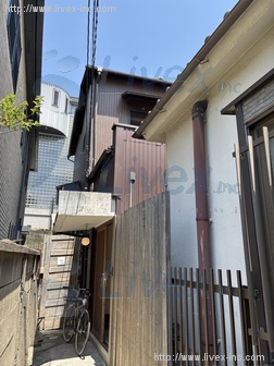 青葉台1丁目戸建ビル