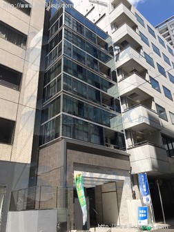 銀座スクエア