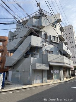 イーストヒルズ