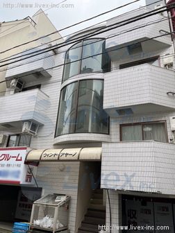 ウィン・ド・アヤーノビル