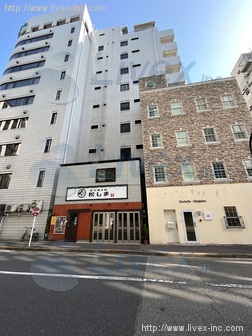 新宿2丁目一棟ビル