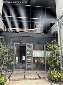 東横線学芸大学高架下店舗