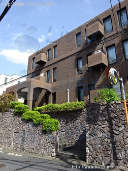 クラルテ諏訪山ビル