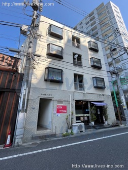 いづみハイツ