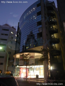 スプラインビル