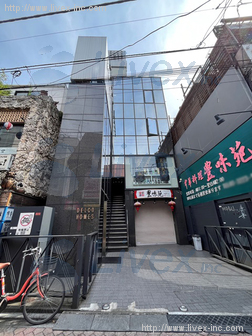 デルコホームズビル