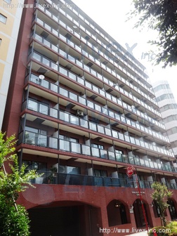 新宿御苑前マンションビル