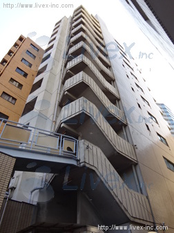 西新宿パールビル