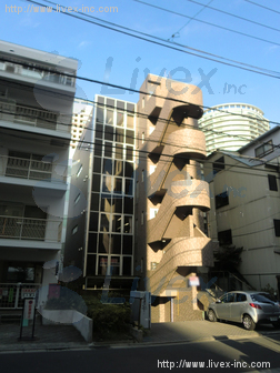 八重苅ビル