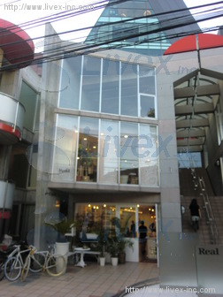 J-Cube B