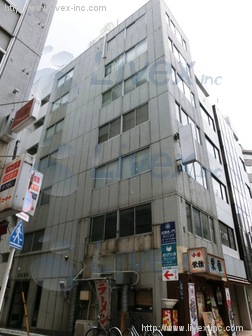 片山