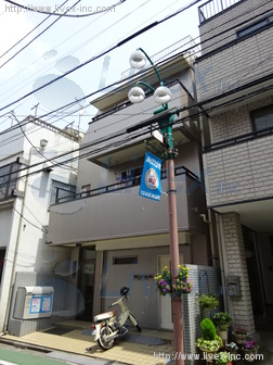 メゾン明