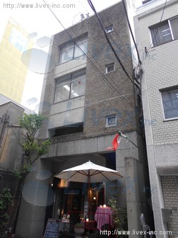 アークエムビル