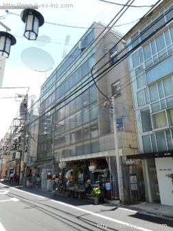 山栄ビル