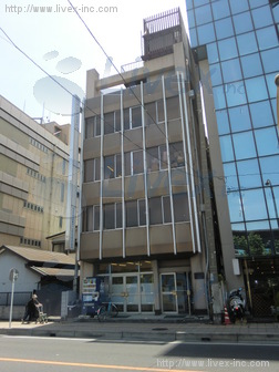 三石ビル