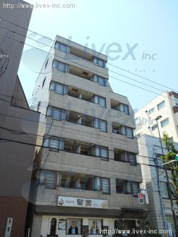 白山ファミービル