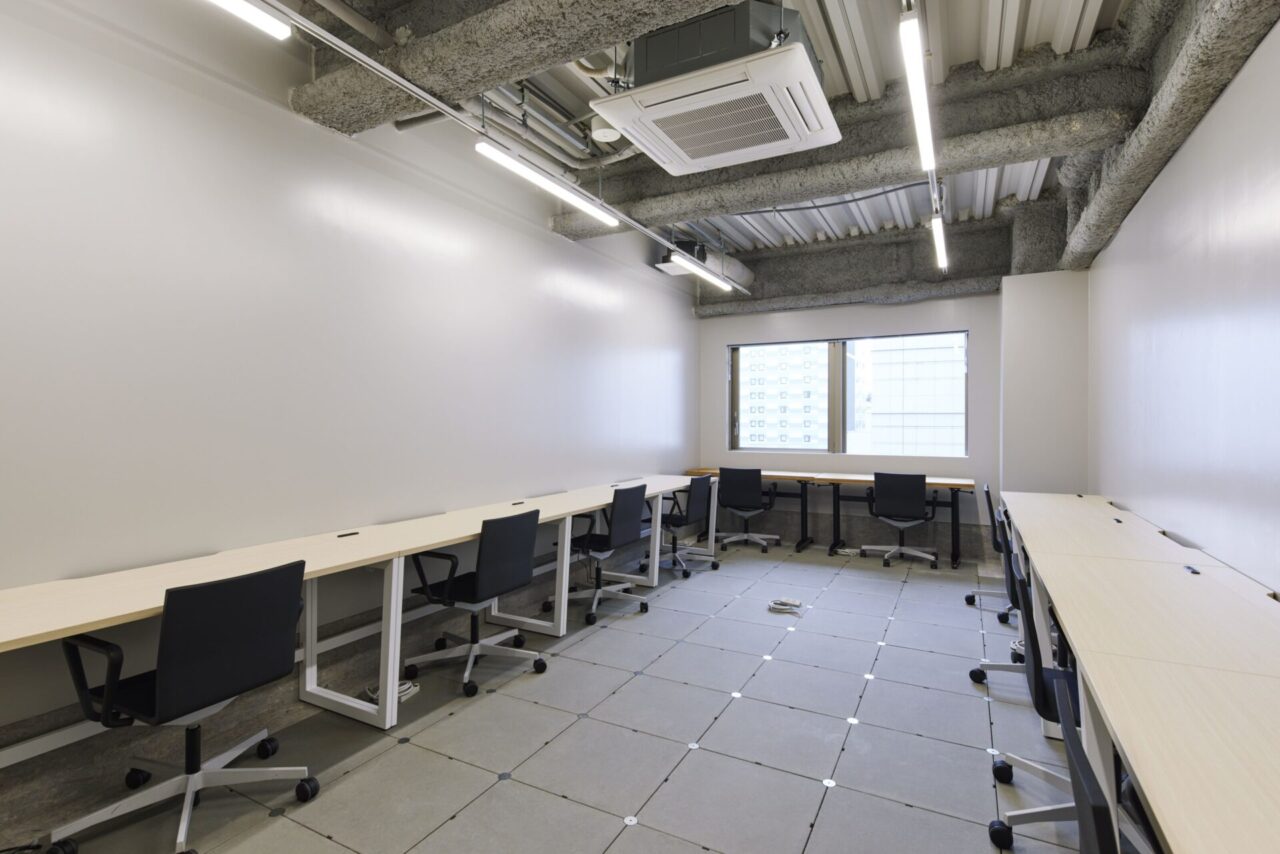 写真_プライベートオフィス_10名用_26.74㎡