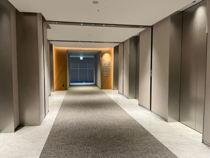 東京トーチ常盤橋タワーエレベーターホール
