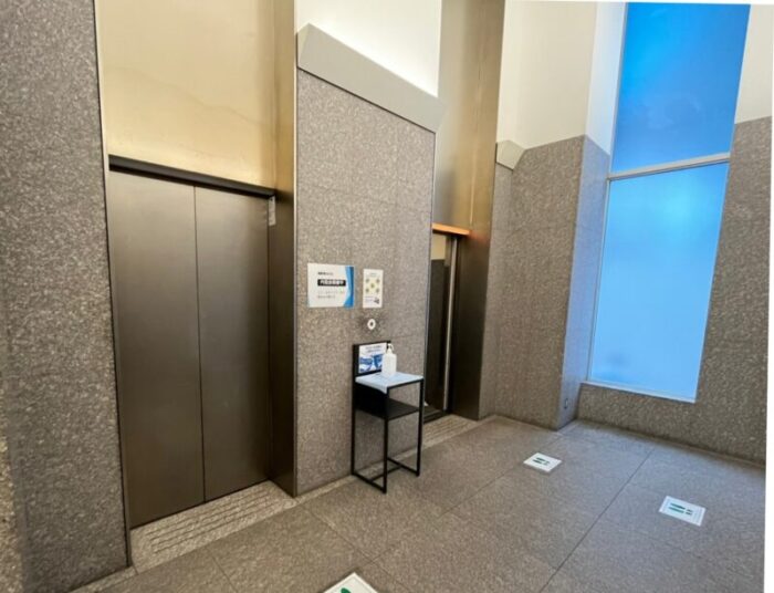 南新宿SKビル エレベーターホール