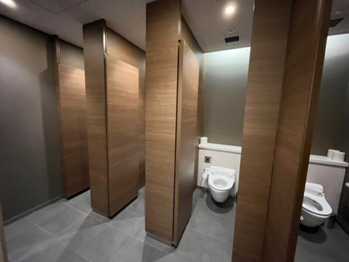 アークヒルズ仙石山森タワー　個室トイレ