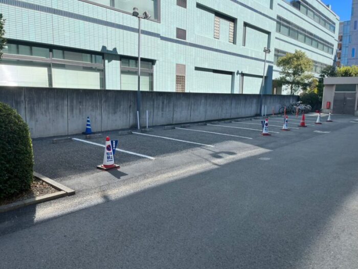 三井ウッディビル　平面駐車場1階部分