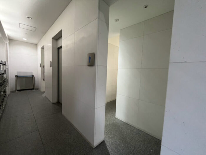 日新ビルの1階トイレ