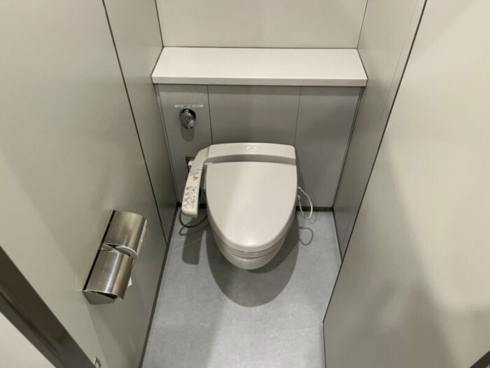 品川シーサイドパークタワートイレ