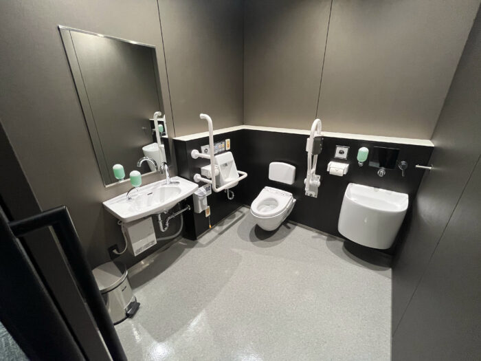 日本生命浜松町クレアタワーの誰でもトイレ