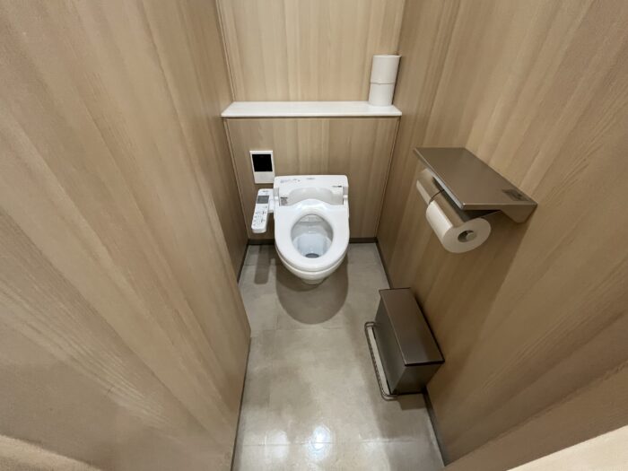 有楽町電気ビルヂング北館の個室トイレ
