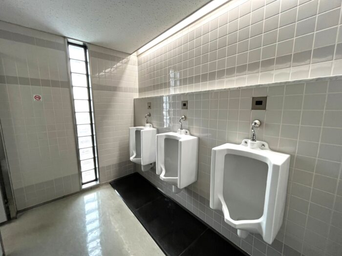 南品川JNの男性トイレ