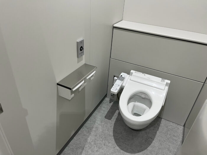 NEWNO浅草の個室トイレ