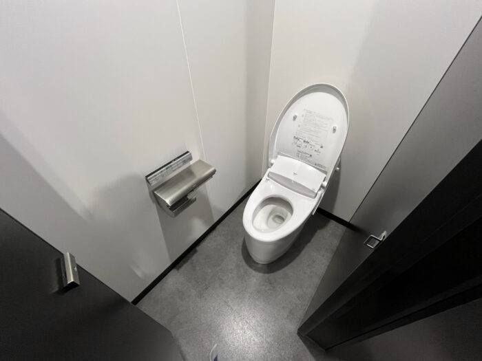 Bizflex神田　個室トイレ