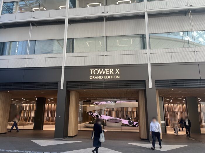 晴海アイランドトリトンスクエアオフィスタワーX棟のエントランス