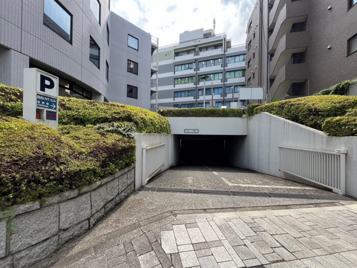 目白NTビル　駐車場