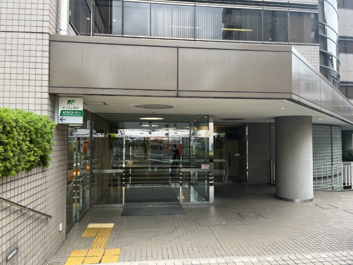 中野清水ビル　エントランス