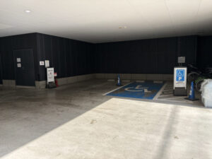 ブライトイースト芝浦の駐車場