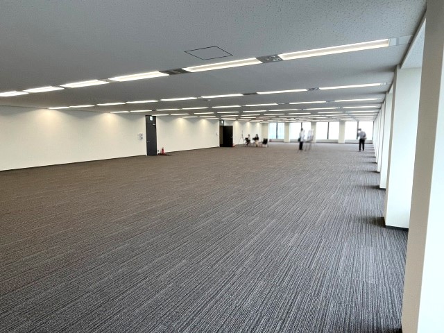 新宿三井ビルディング　貸室