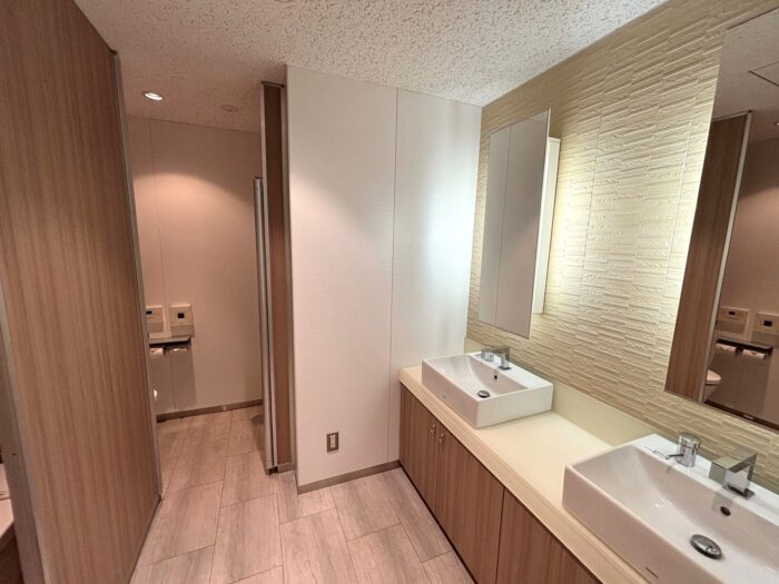 ヤマトインターナショナル　トイレ増設