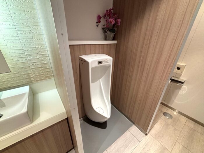 ヤマトインターナショナル　トイレ増設