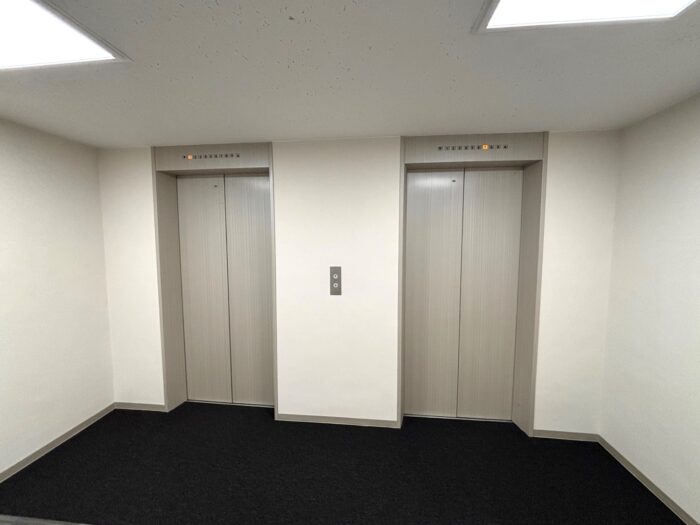 西野金陵ビル　EVホール