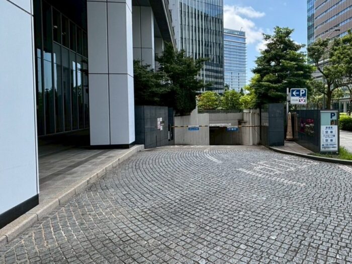 横浜ブルーアベニュー駐車場